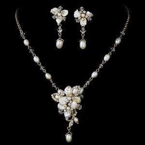 Blushing Freshwater Pearl Jewelry Set